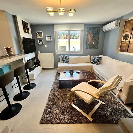 볼로스 Modern Family Retreat 아파트 외부 사진