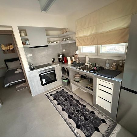 볼로스 Modern Family Retreat 아파트 외부 사진